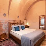 Maron Stone House Estalagem 3*