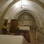 Inn Maron Stone House