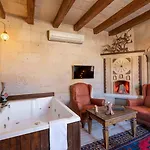 Maron Stone House 3*