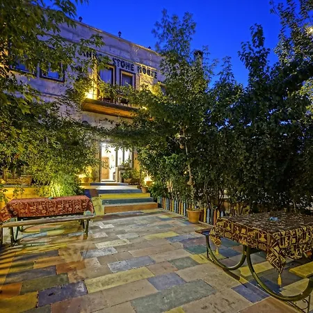 Maron Stone House بيت ريفي غوريمِيه