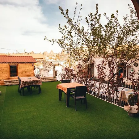 Maron Stone House بيت ريفي 3*