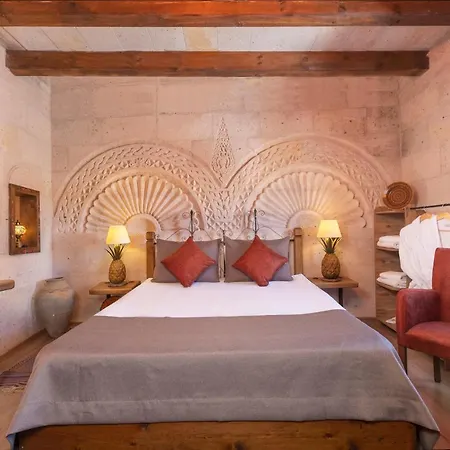 Maron Stone House Han 3*