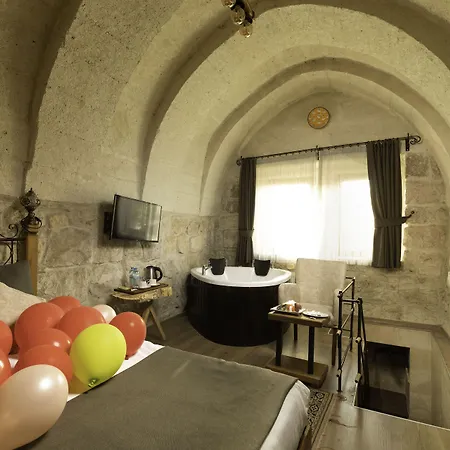 Kro Maron Stone House