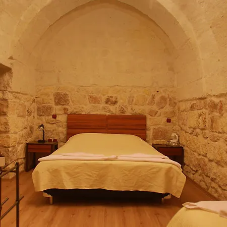 Maron Stone House بيت ريفي غوريمِيه