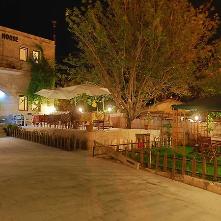 Maron Stone House Inn 3*